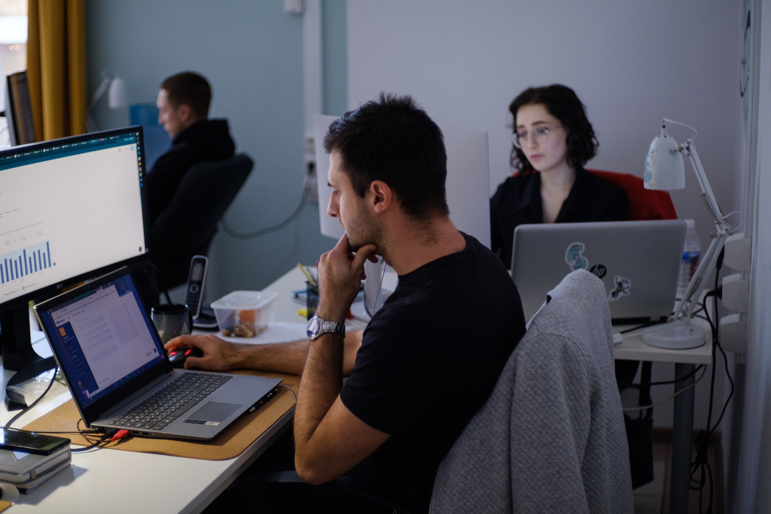 Команда Адикт в офисе