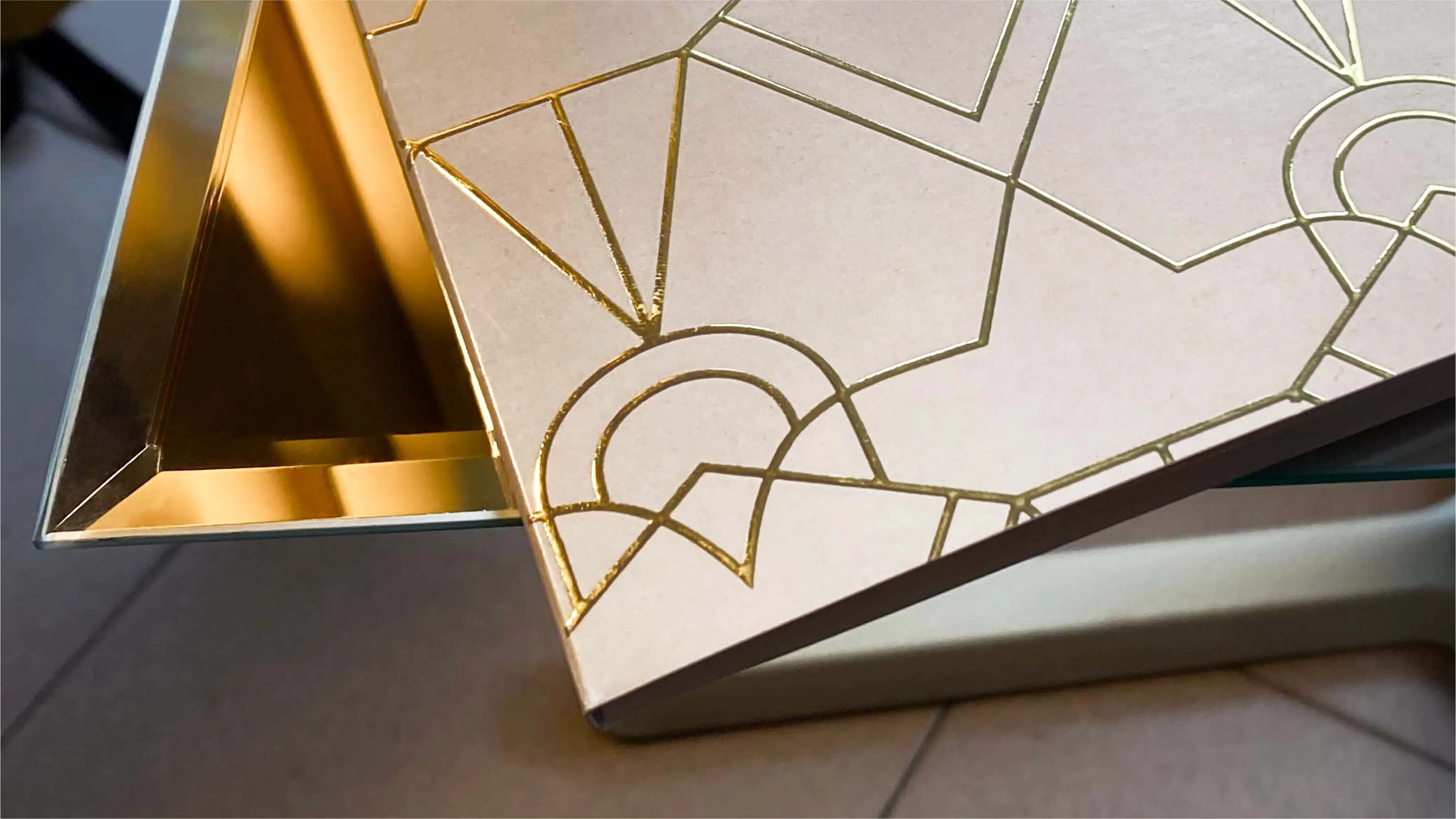 Айдентика Бабр — бумажные носители